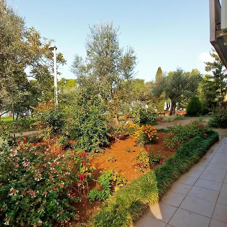 Fuer 4 Personen Ca 51 Qm In Fazana, Istrien Istrische Riviera Apartman *